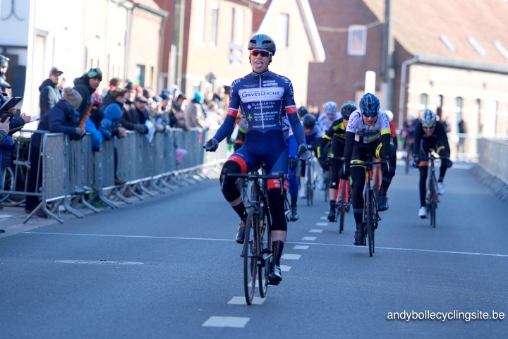 Drie op drie voor Siebe Deweirdt na zege in Staden (foto's
